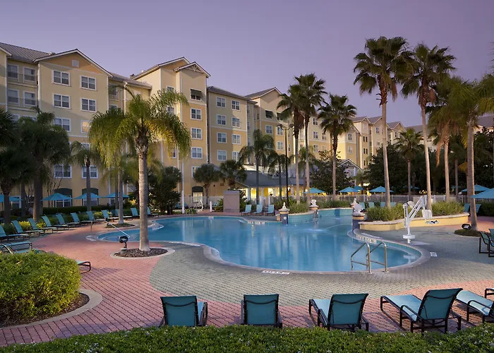 Top Hotels in Orlando With 2 Bedroom Suites