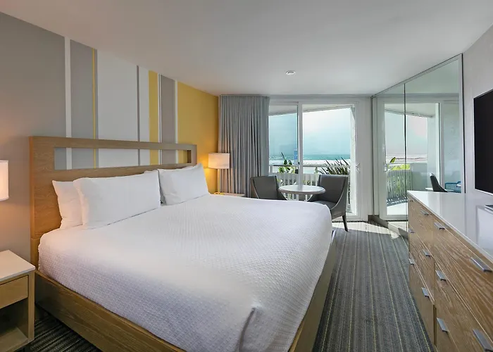 Best Mission Beach Hotels