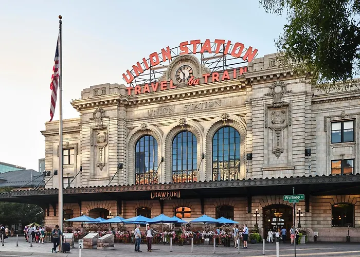 Best Hotels Close to Denver Airport