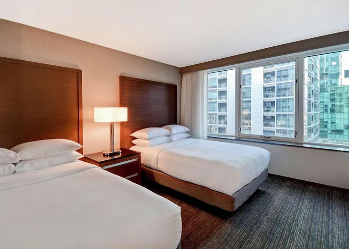 Top Hotels Near CIBC Theater in Downtown Chicago